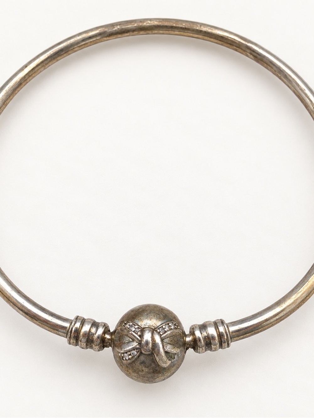 Silver Tone Bow Bead Clasp Bangle Bracelet Rhinestone Accent Vintage Style